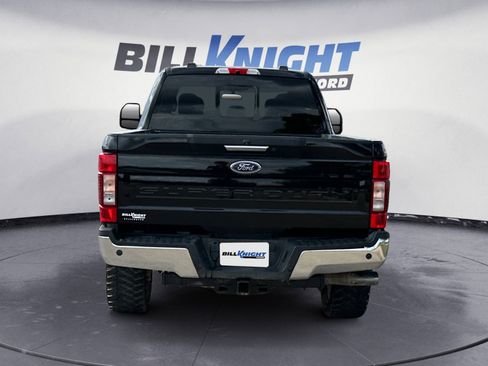 Used 2022 Ford F250 Lariat w/ Chrome Package image 4