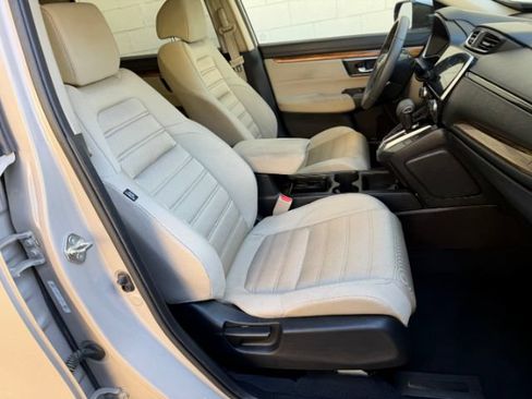 Used 2018 Honda CR-V EX image 16