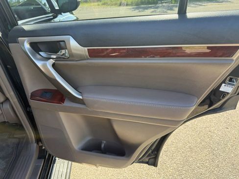 Used 2010 Lexus GX 460 AWD/4WD image 28
