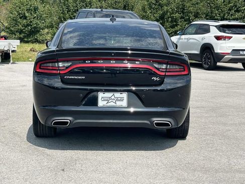 Used 2018 Dodge Charger R/T w/ Navigation & Travel Group RWD image 6