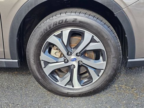 Used 2022 Subaru Outback Limited AWD/4WD image 9