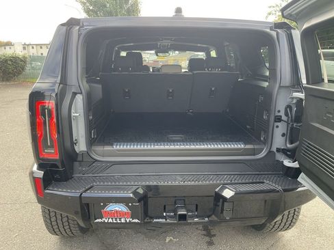 New 2026 GMC Hummer EV SUV image 26