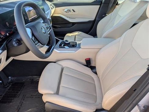 Certified 2025 BMW 330i Sedan w/ Convenience Package image 17