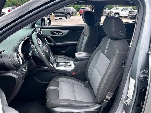 Used 2024 Chevrolet Blazer LT FWD image 21