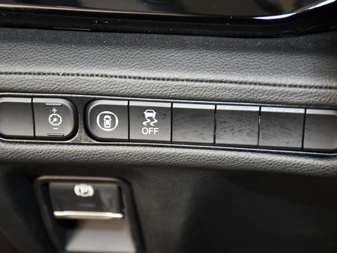 Certified 2025 Acura MDX SH-AWD image 35