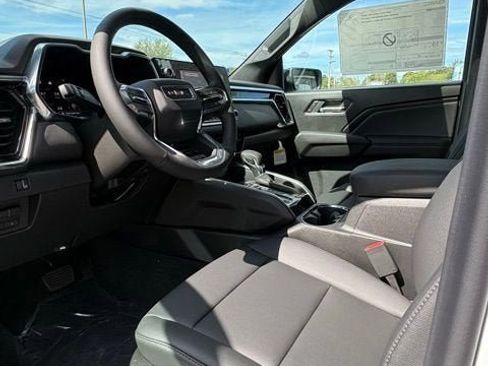 New 2026 GMC Canyon Elevation w/ Convenience Package image 12