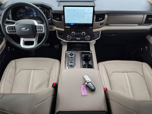 Used 2024 Ford Expedition Max Limited image 30