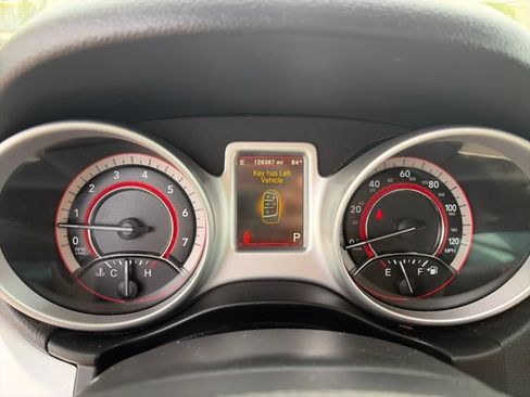 Used 2019 Dodge Journey GT AWD/4WD image 15