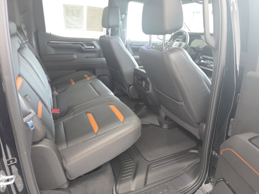 Used 2026 GMC Sierra 1500 AT4 w/ AT4 Premium Package AWD/4WD image 15
