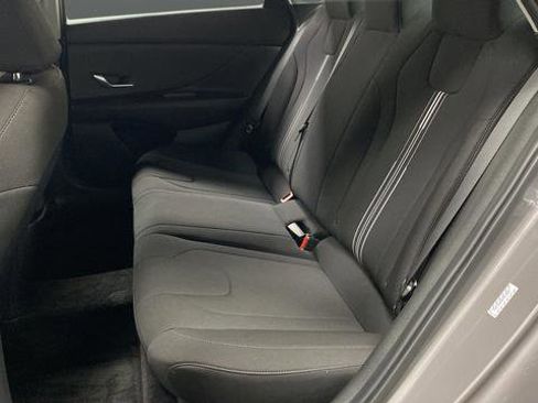 Certified 2023 Hyundai Elantra SEL FWD image 23