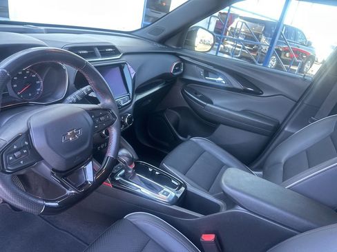 Used 2021 Chevrolet TrailBlazer RS w/ Convenience Package image 13
