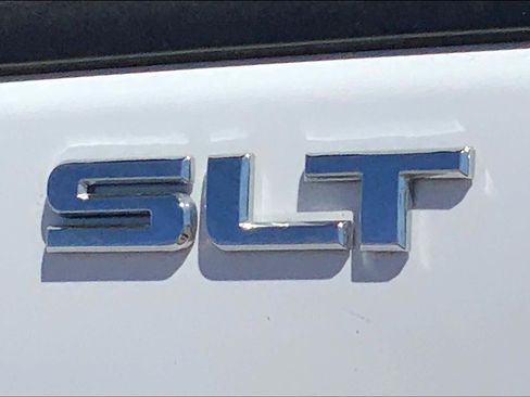 Used 2019 GMC Terrain SLT w/ Preferred Package FWD image 10
