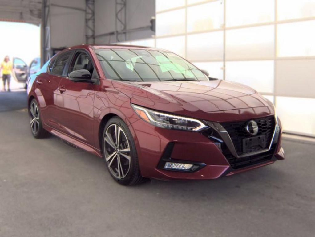 Used 2023 Nissan Sentra SR w/ SR Premium Package FWD image 3