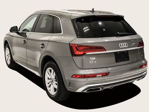 Used 2023 Audi Q5 2.0T Premium w/ Convenience Package image 8