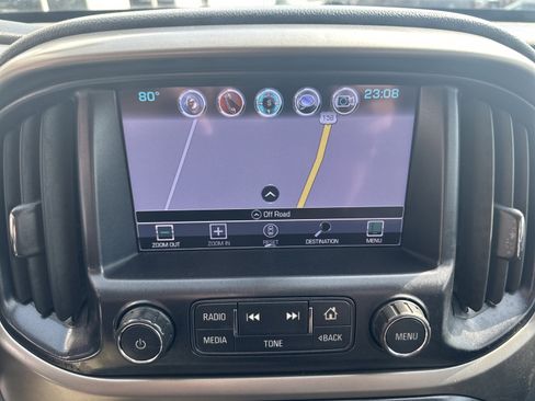 Used 2018 Chevrolet Colorado Z71 image 15