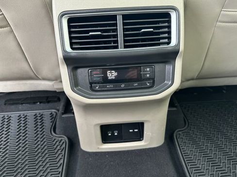 Certified 2024 Volkswagen Atlas SEL Premium R-Line AWD/4WD image 36