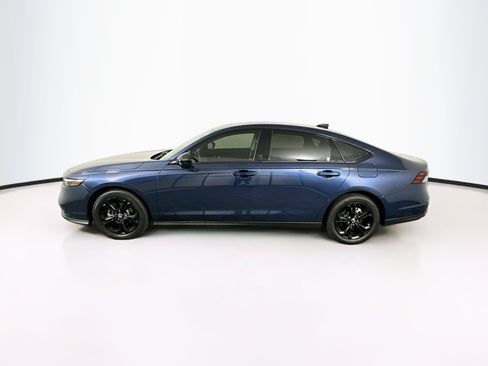 Used 2025 Honda Accord SE image 4