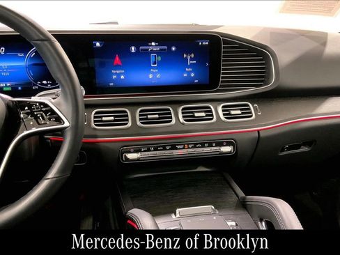 Certified 2025 Mercedes-Benz GLE 450e 4MATIC image 8