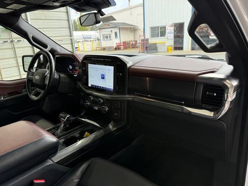 Used 2021 Ford F150 Lariat w/ Equipment Group 502A High AWD/4WD image 11