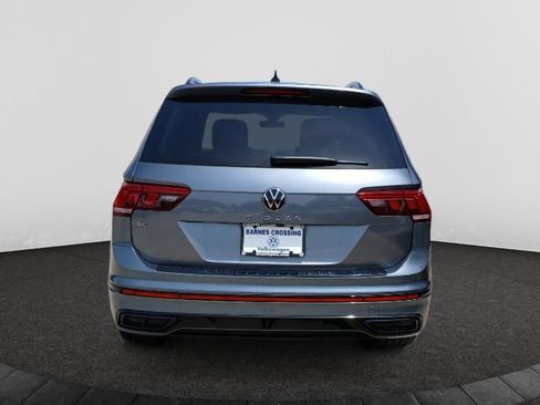 Used 2023 Volkswagen Tiguan SE R-Line FWD image 8