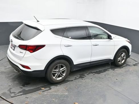 Used 2018 Hyundai Santa Fe Sport image 19