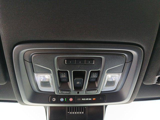 Used 2025 Chevrolet Silverado 3500 High Country w/ Technology Package AWD/4WD image 57