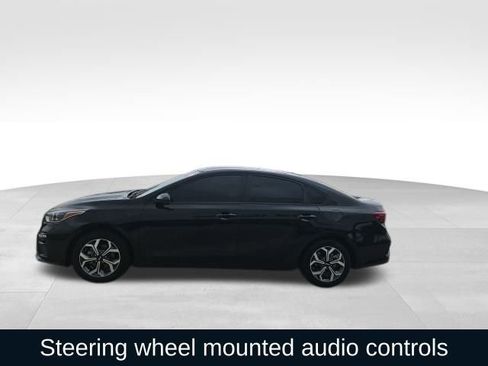 Used 2021 Kia Forte LXS image 2