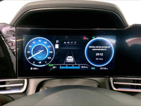 Used 2025 Hyundai Elantra Limited FWD image 20