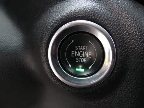 Used 2021 Chevrolet Silverado 1500 High Country w/ Technology Package AWD/4WD image 28