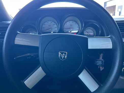 Used 2010 Dodge Challenger SE RWD image 20