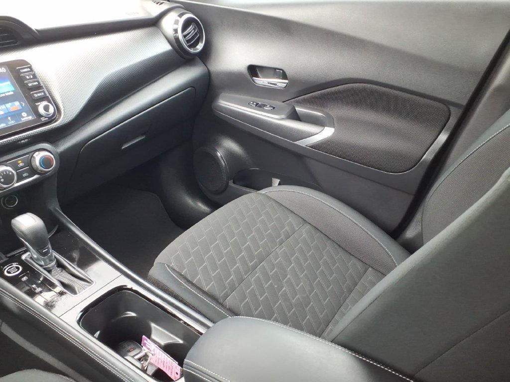 Used 2023 Nissan Kicks SV FWD image 12