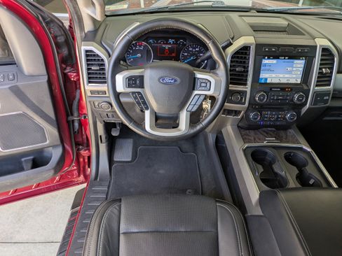 Used 2018 Ford F250 Lariat w/ Tow Technology Bundle RWD image 16