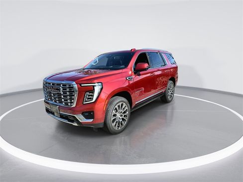 New 2026 GMC Yukon Denali w/ Sun & Power Step Package image 4
