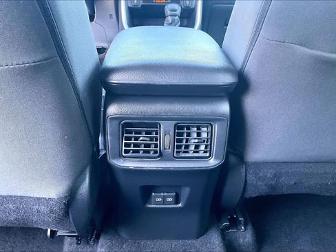 Used 2024 Toyota RAV4 XLE image 41