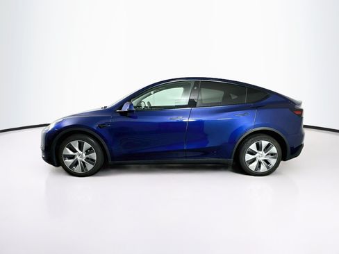 Used 2023 Tesla Model Y Long Range AWD/4WD image 4