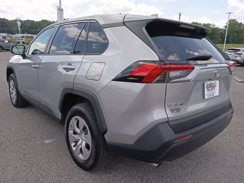 Used 2023 Toyota RAV4 LE FWD image 5