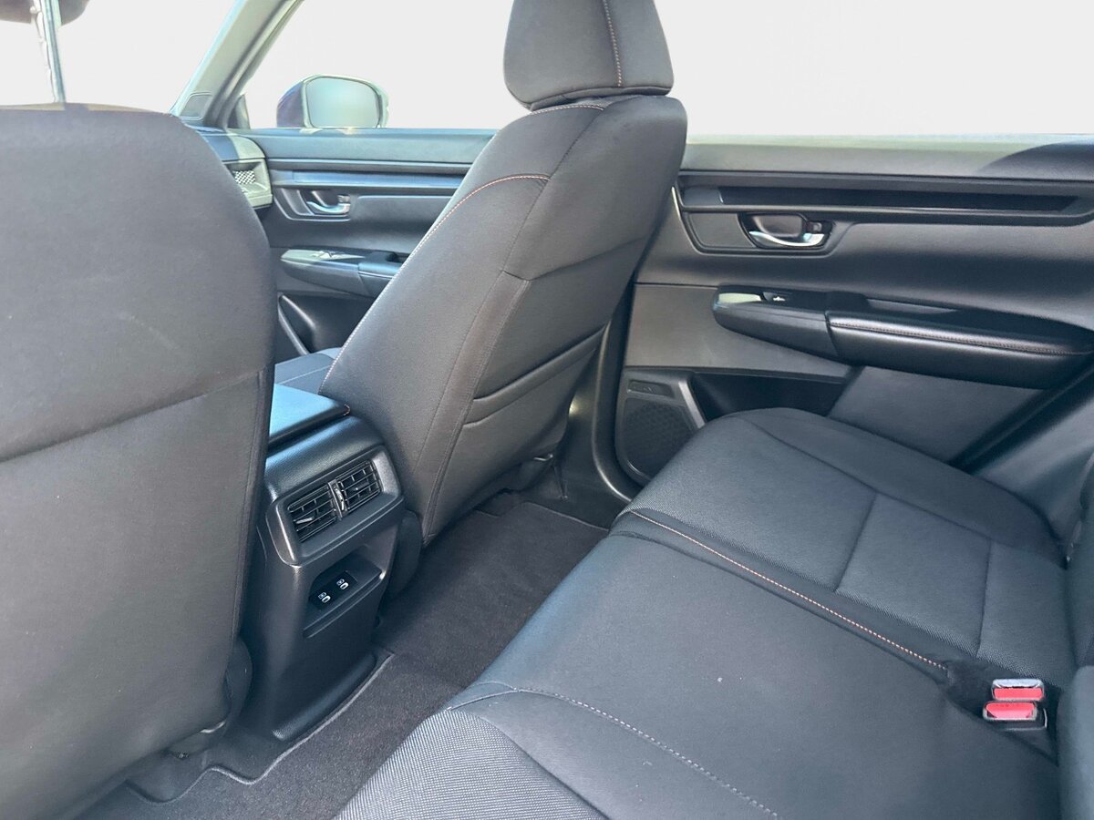 Used 2025 Honda CR-V Sport image 14