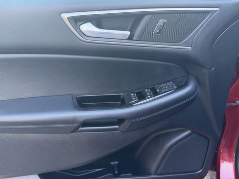 Used 2019 Ford Edge SEL w/ Equipment Group 201A image 16
