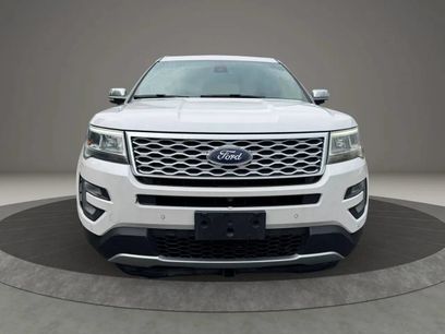 Used 2017 Ford Explorer Platinum