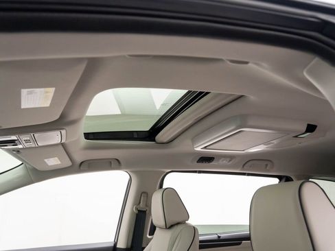 New 2026 Honda Odyssey Touring image 20