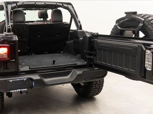 Used 2026 Jeep Wrangler Unlimited Sport AWD/4WD image 21