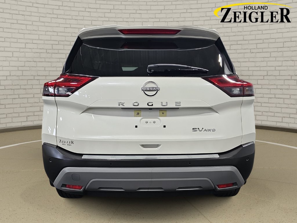 Certified 2023 Nissan Rogue SV AWD/4WD image 6