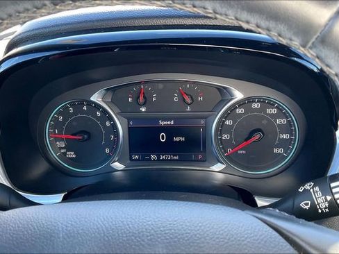 Used 2023 Chevrolet Traverse LT w/ Midnight/Sport Edition image 10