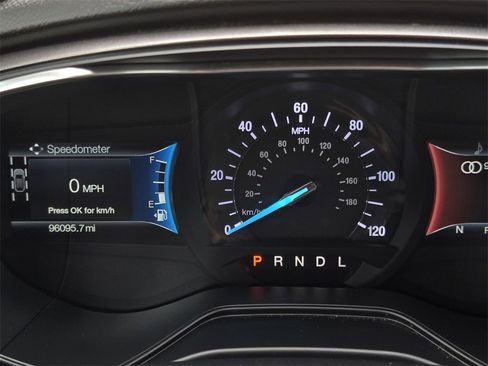 Used 2020 Ford Fusion SEL image 23