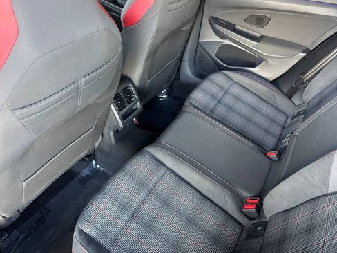Used 2022 Volkswagen GTI SE FWD image 11