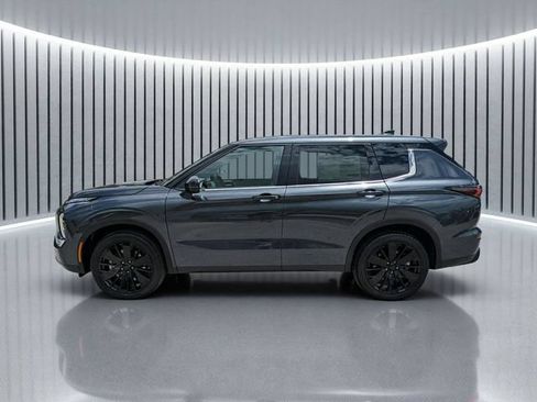 New 2026 Mitsubishi Outlander LE FWD image 7