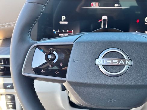 New 2026 Nissan Murano Platinum AWD/4WD image 17