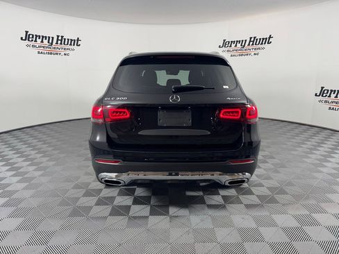 Used 2021 Mercedes-Benz GLC 300 4MATIC image 10