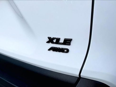 Used 2025 Toyota RAV4 XLE w/ Convenience Package AWD/4WD image 23