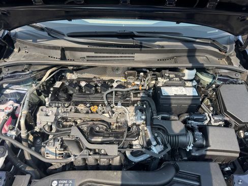 Used 2025 Toyota Corolla LE FWD image 31
